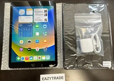 Apple iPad 9th Gen. 256GB, Wi-Fi, 10.2 in - Bundle - Daily Deal