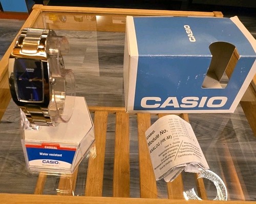 New Casio Unisex Watch - Picture 7 of 12
