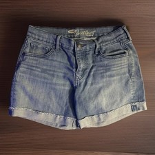 Old Navy The Sweetheart Denim Blue Jean Shorts Women s Size 4 Medium Wash