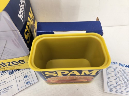 Yahtzee Spam Game USAopoly Hasbro Dice Classic Family Game Night Brand New - Picture 4 of 10