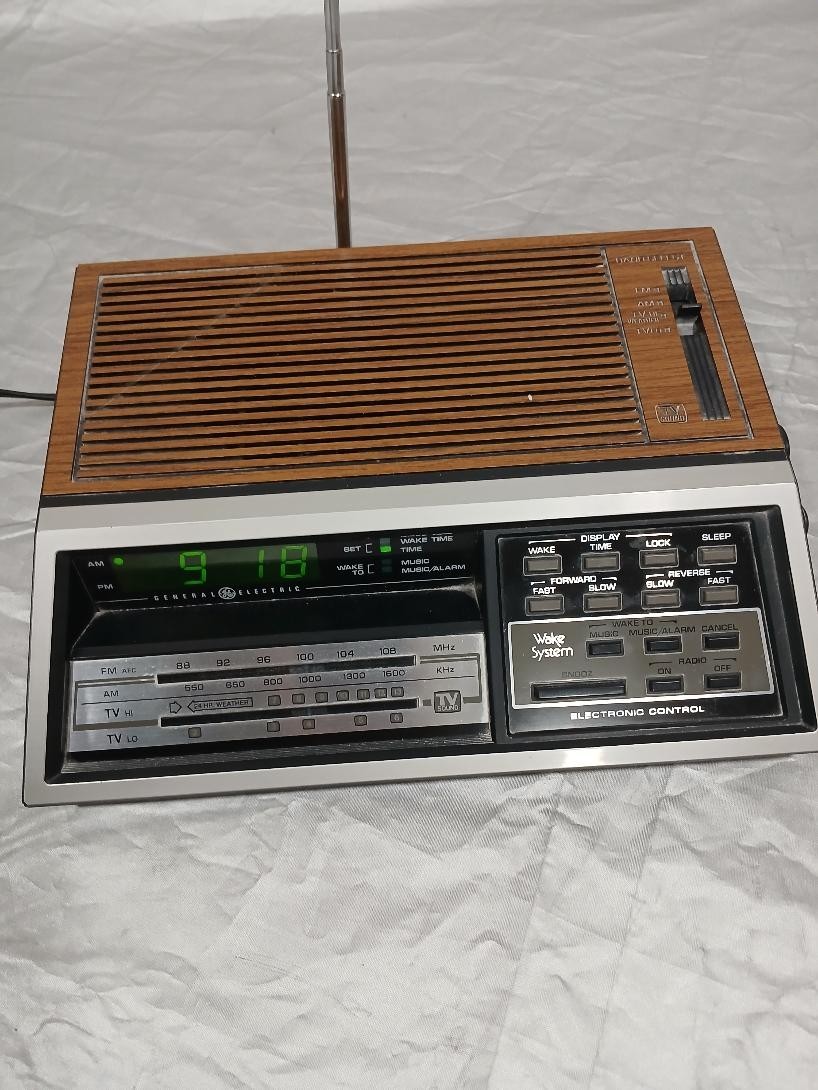 Vintage 1980's GE Digital Alarm Clock AM FM Radio TV Weather Band-TESTED
