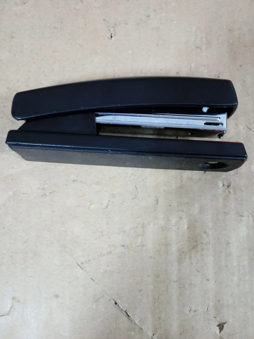 Amazon Basics Stapler 10 Sheet Stapling Capacity Matte Black