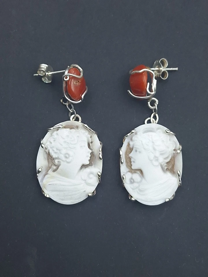 Orecchini da donna di Argento 925 e corallo Rosso in Cammeo con pendenti a cameo - Immagine 3 di 4