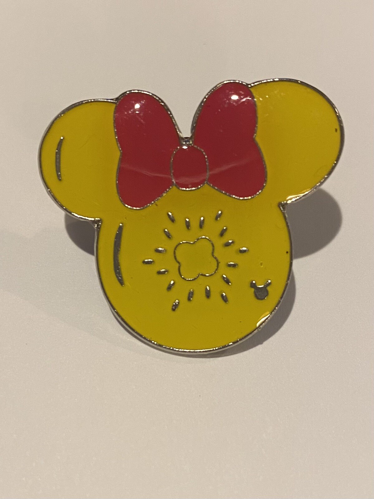 Minnie Mouse Disney Pin Trading Pin Melon Pink Bow Disney WDW official