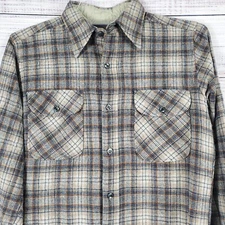 VTG Pendleton Virgin Wool Flannel Mens Medium Tartan Plaid USA Dry Cleaned Y32