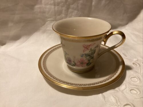 Lenox MORNING BLOSSOM USA Cup & Saucer Floral Gold Band - Picture 3 of 6