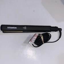 HerStyle TITANIUM flat iron - Black