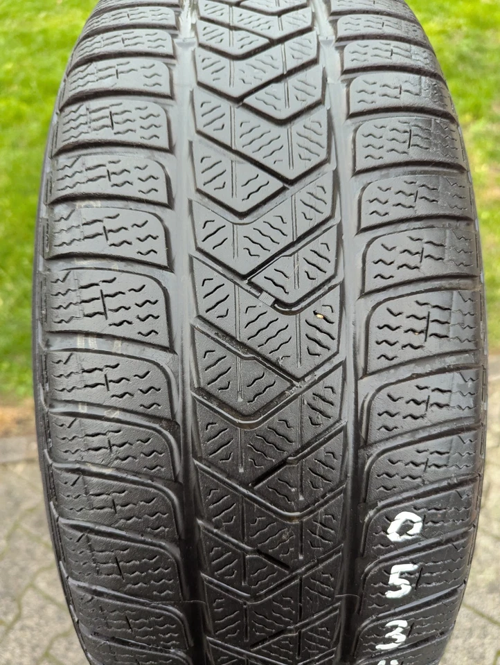 4x Pirelli Sottozero 3 235/55 R17 103V XL M+S Winterreifen DOT2017 4-5mm TOP - Bild 4 von 4