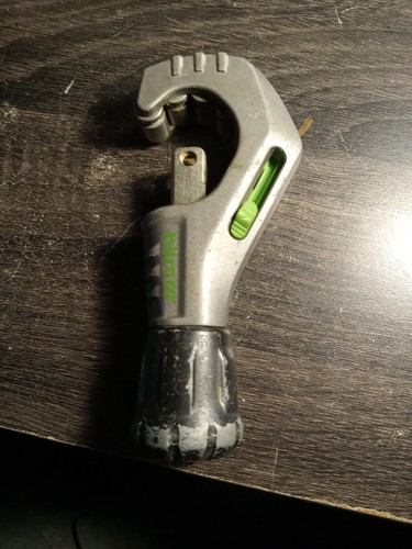 Large Diameter Tube Cutter, 1/8" - 1-3/8" HVAC Pipe, Tubing & Copper Cutter Tube