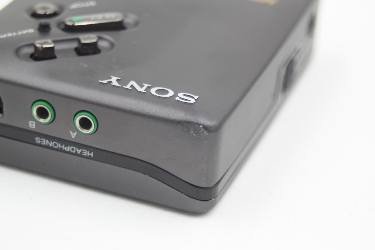 Sony WM-DD33 Walkman Quartz Direct Drive Grey - Made in Japan