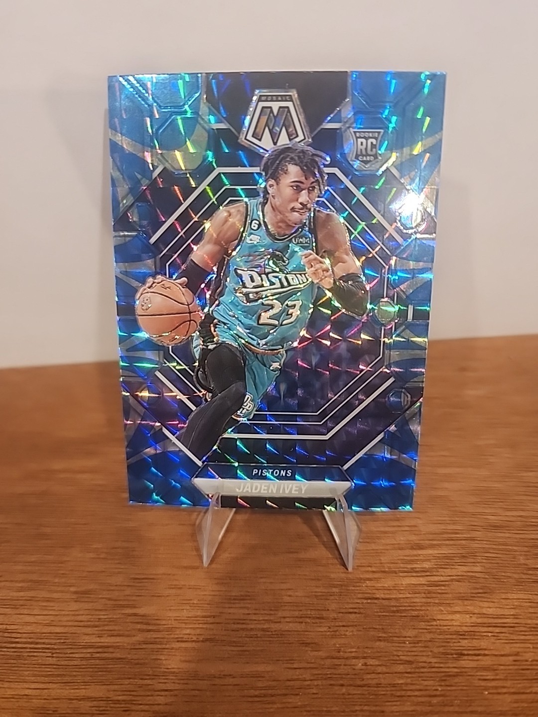 2022-23 Panini Mosaic - Rookies Jaden Ivey #216 Reactive Blue Mosaic Prizm (RC)