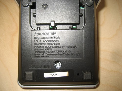 Cargador de teléfono inalámbrico Panasonic PQLV30053ZAS con adaptador de CA PQLV209 - Imagen 12 de 12