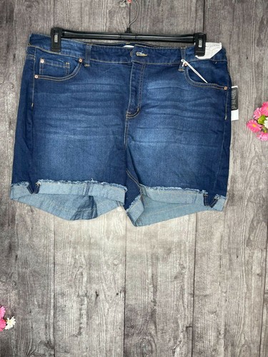 NEW Celebrity Pink Plus Size Denim 