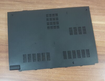 Abdeckung Cover Door 13GN691AP040-1 3DNJ6HDJN00 aus Notebook Asus N75S N75SF