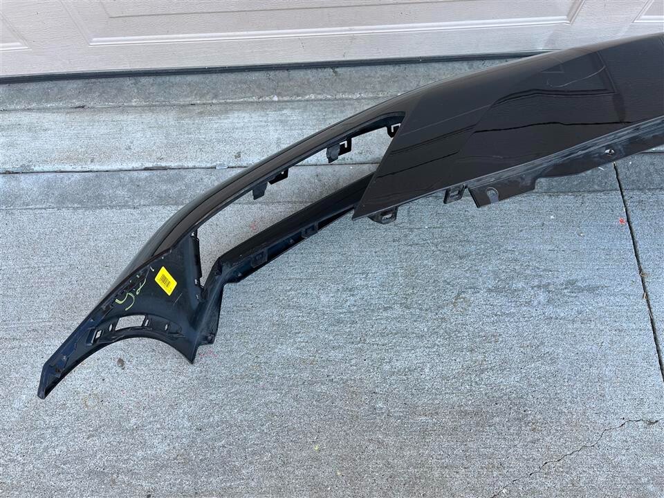 2016-2019 16 17 18 19 Chevrolet Corvette ZR1 Front Bumper OEM