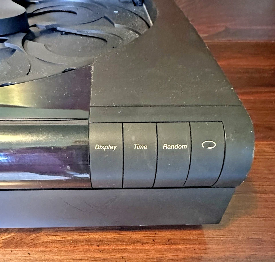 Reproductor de CD Harman Kardon TL8500 5 discos carga superior ENCIENDE - CARRUSEL NO SE MUEVE Foto 3 de 4