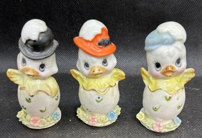 3 Vintage Ceramic Ardco Ware Easter Egg Chicks in Eggs Read 3 