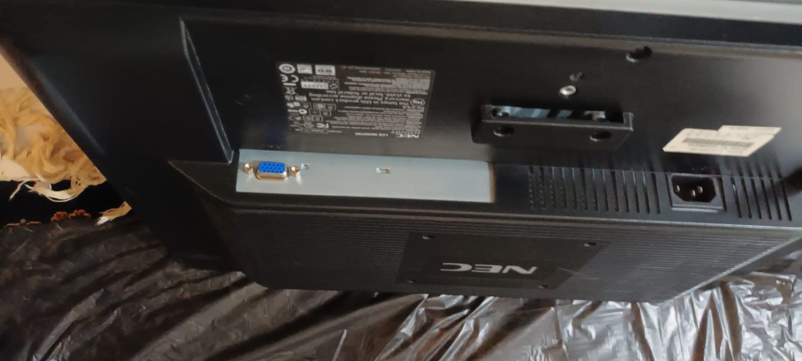 Picture 2 of 7