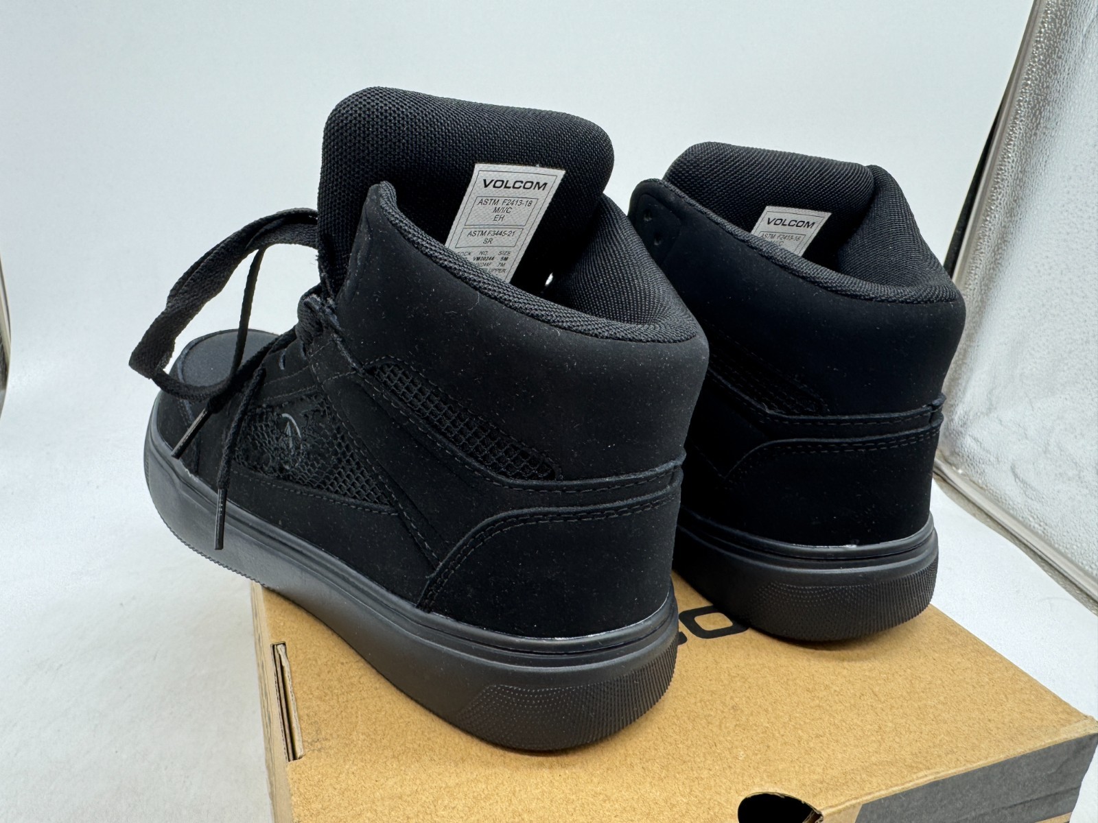 Volcom Evolve Safety Toe High Top Work Sneakers W… - image 4