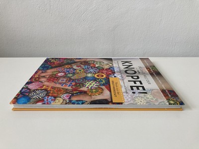 Die ganze Welt der Knöpfe!(*´꒳`*) Die ganze Welt der Knöpfe!: Kleine Kunstwerke für Kleidung