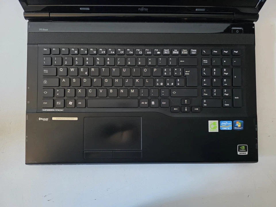NOTEBOOK FUJITSU NH532 17,3" I5 4GB RAM (LEGGERE DESCRIZIONE ) - Immagine 2 di 4
