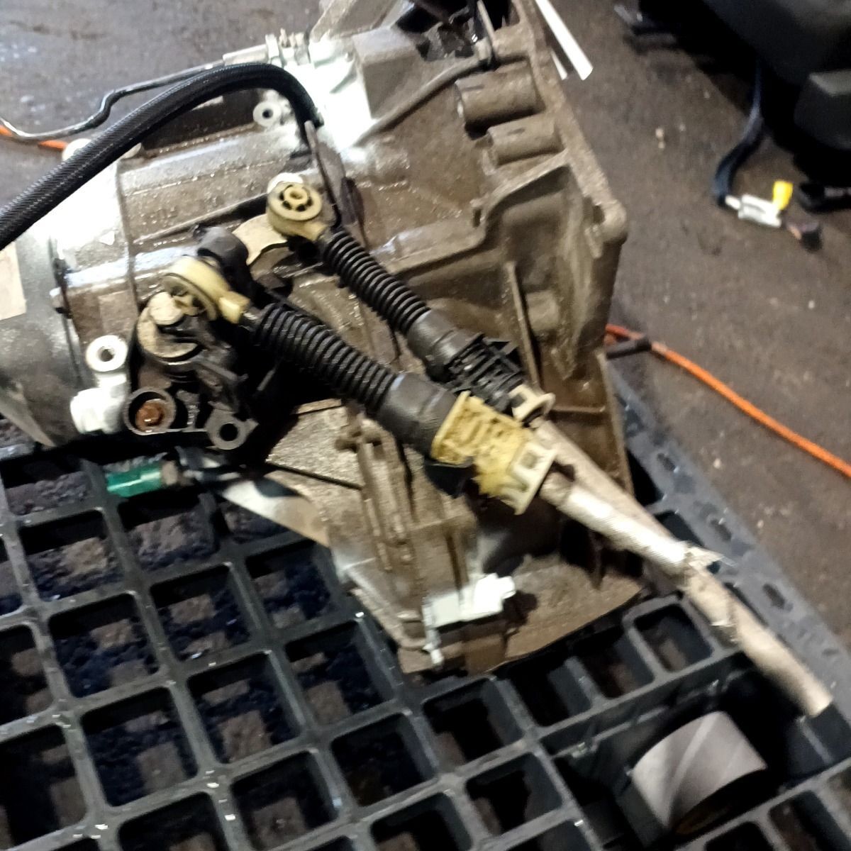 2012-2016 RENAULT CLIO 1.2 Gearbox Manual 5 Speed JH3