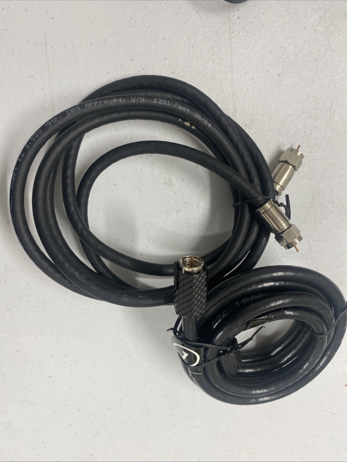 RF Modulator (M61138) Audio/Video Switch Box w/AC Power 3 & 4 Channel w/Cables