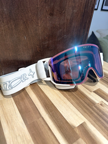 DIOR X POC Ski Goggles White Frame Purple Mirrored Lens UV400 Adjustable Extra