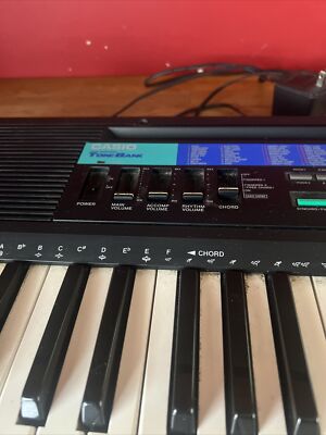 カシオ　CASIO キーボード　CT-615 210SOUND TONEBANK s-l400.jpg