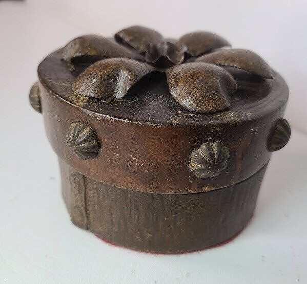 Arts and Crafts Antique Dresser Trinket Box Metal & Wood