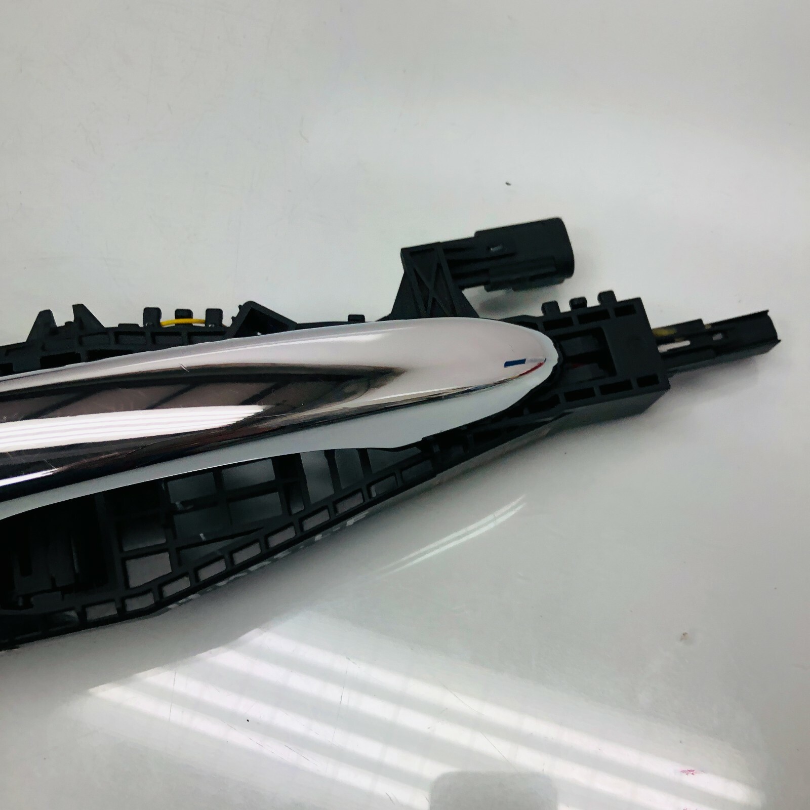 2014 - 2017 Maserati Ghibli Driver Left Front Exterior Door Handle OEM