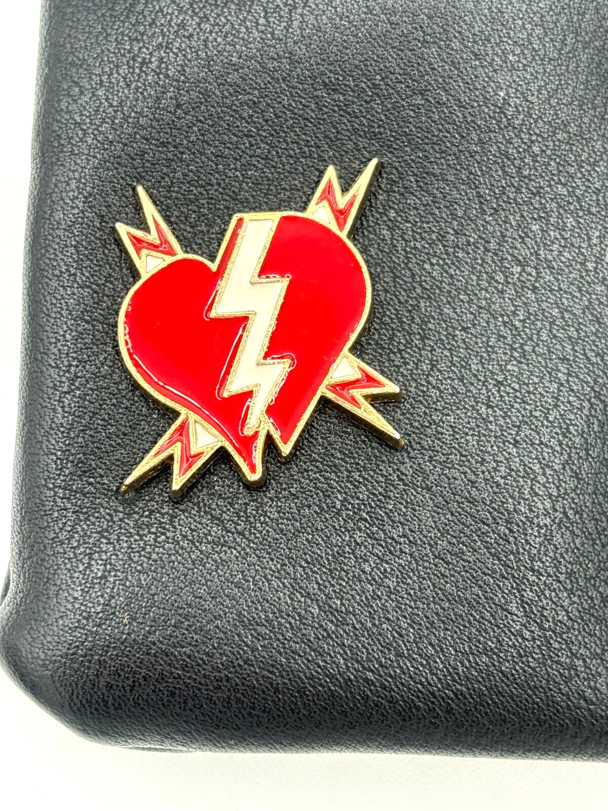 Picture 8 of 19