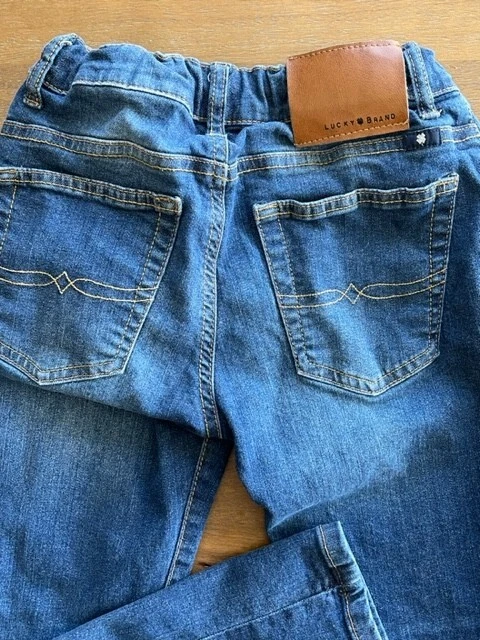Pantalones de mezclilla azules ajustados auténticos de Lucky Brand para niñas talla 8 pierna recta Foto 4 de 4