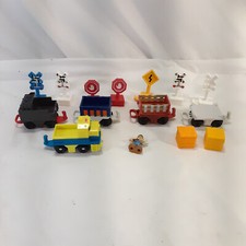 Lot of FISHER PRICE MATTEL Geo Trax Geotrax Train Cars Figure Signs Accessories