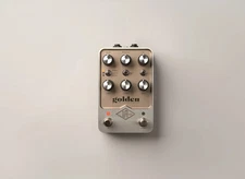 Universal Audio GOLDEN Reverberator Stereo Effects Pedal