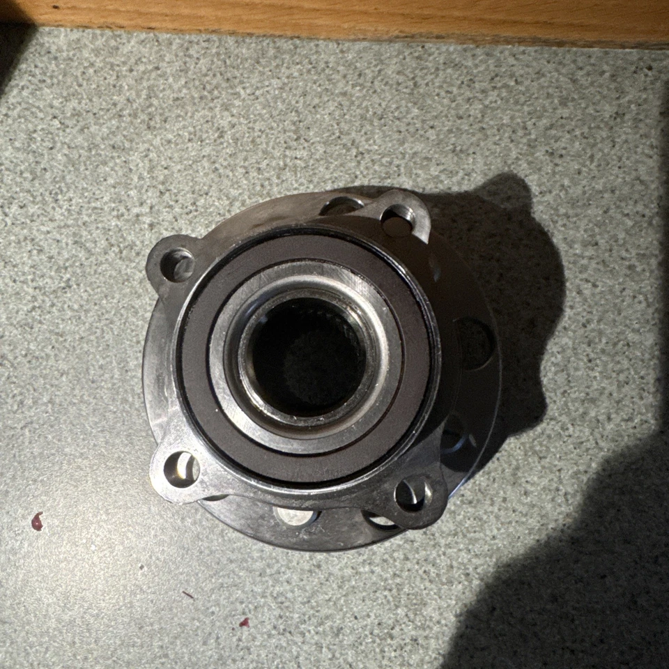 Juego de buje de cojinete de rueda trasera 2008 2009 2010 2011-2013 Lexus IS250 IS350 IS F con ABS Foto 3 de 4