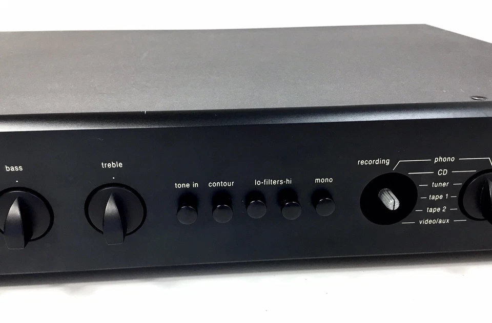 Adcom GFP 555 Preamplifier 120V- TESTED - WORKING ~Missing 1 Knob~ CLEAN & READY - Image 3 of 4