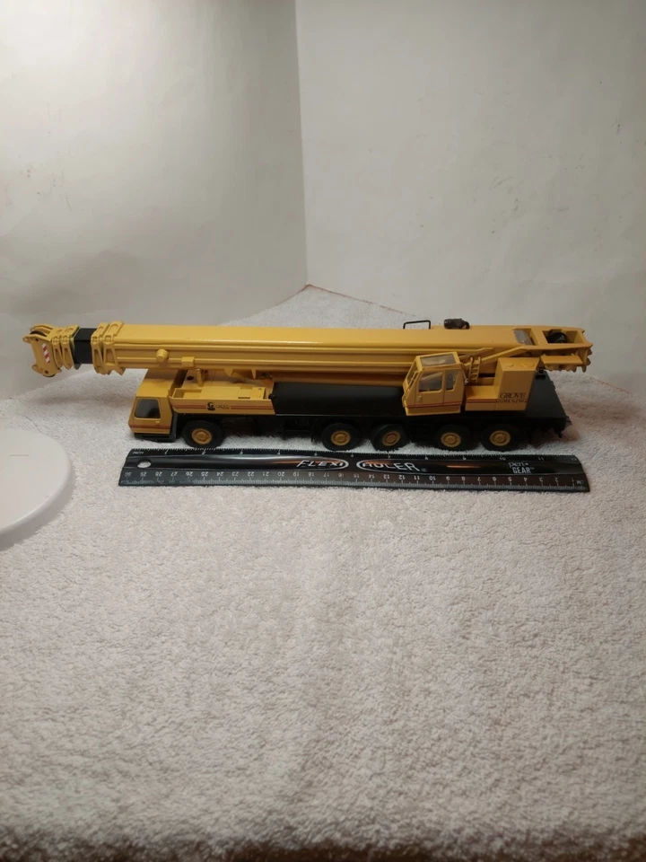 Grúa Grove GMK 6250 *Tal cual*Neumáticos de caucho/plástico de metal pesado amarillo/negro *LEER* Foto 2 de 4