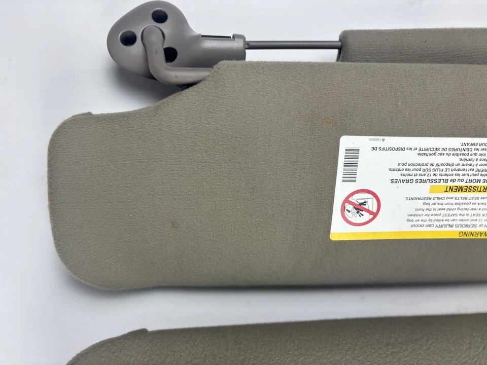 03-07 Chevy GMC Silverado Sierra Tahoe Suburban Yukon Juego de parasol OEM Foto 4 de 4