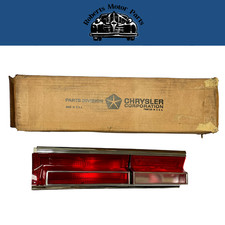 New Old Stock Right Decklid Taillamp For 1967 Plymouth Furys Mopar 2606306