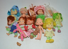 Strawberry Shortcake Dolls Lot of 11   Vintage  Modern   Play Wear/Stains   Mix