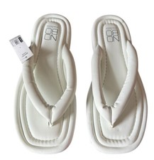 No Boundaries Womens Puffy Faux Leather Thong Flip Flop Sandals White Size 7