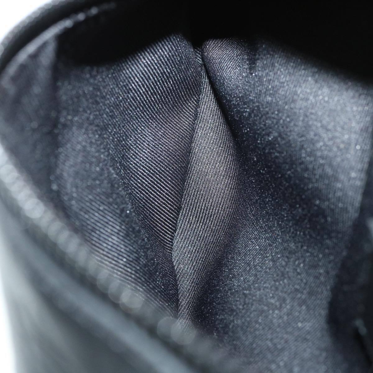 LOUIS VUITTON Monogram Shadow Discovery Bum Bag PM Body Bag LOUIS VUITTON Monogram Shadow Discovery Bum Bag PM Body Bag