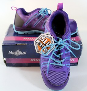 women's slip resistant athletic shoes