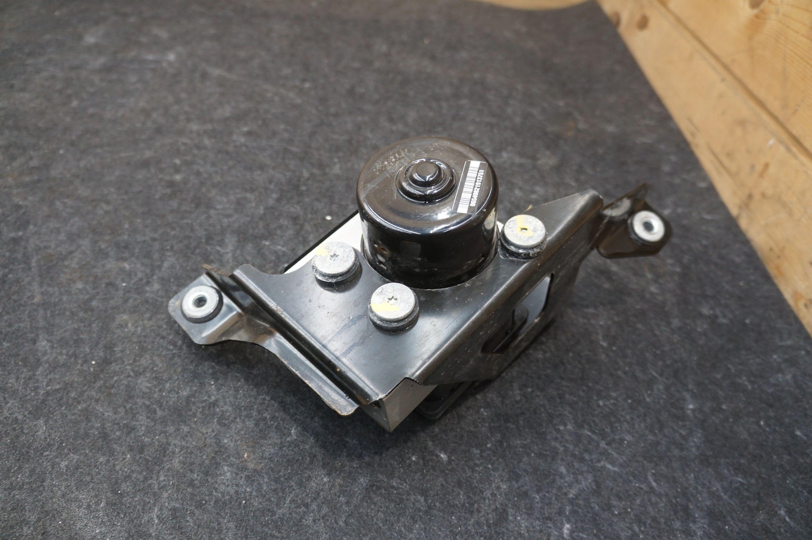 Anti-Lock Brake Pump Module Assembly OEM AD43-2C353-AA Aston Martin DB9 04-16