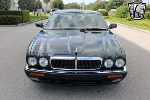 1997 Jaguar XJ - Picture 3 of 12