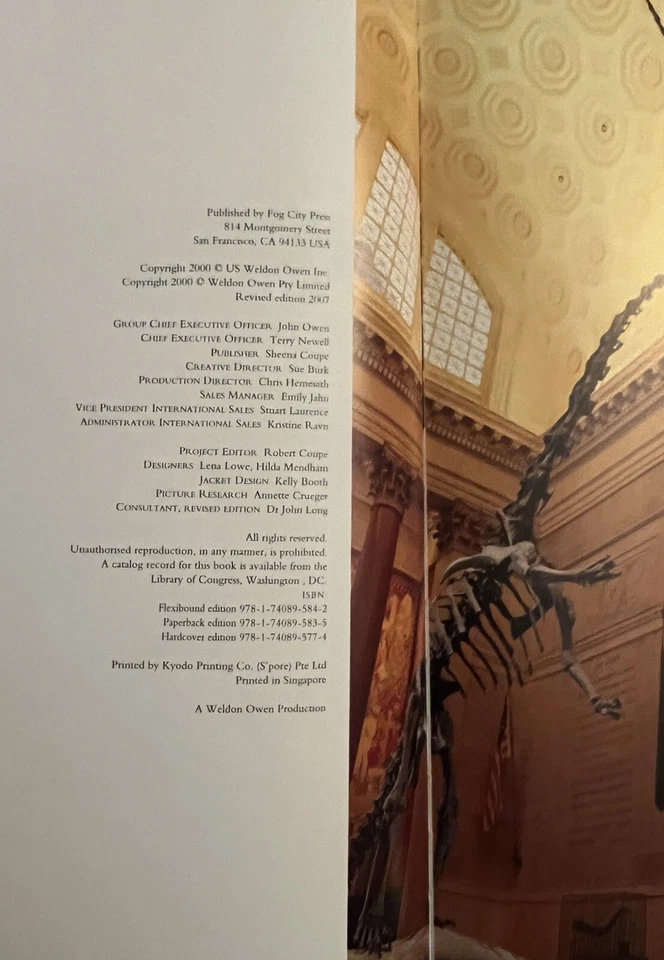 Dinosaurs - Revised   Updated   The Bestselling Guide to understanding Dinosaurs - Image 4 of 4