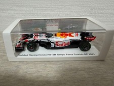 Spark 1/43 Red Bull Honda RB16B GP S. Perez