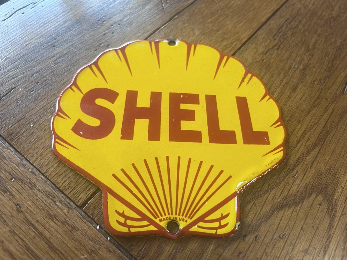 Shell Porcelain Sign In Collectible Gas & Oil Advertising Signs