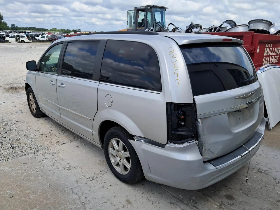 Used Glove Box fits: 2012 Chrysler Town & country  Grade A - Image 4 of 4